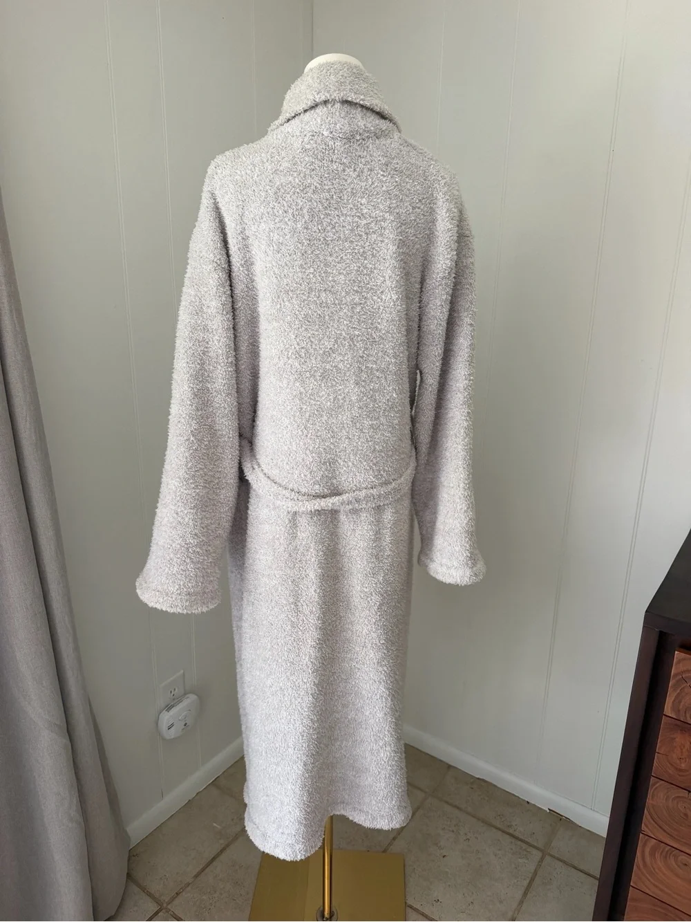 Barefoot Dreams CozyChic Bath Robe in Light Gray